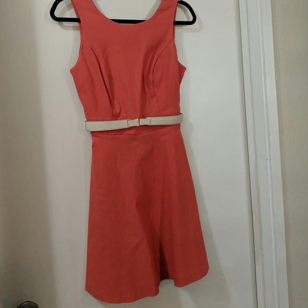 Stretchy sleeveless dress